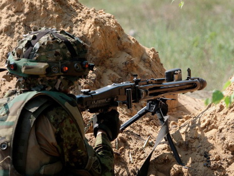 Минобороны Азербайджана: Армения обстреляла позиции азербайджанских военных из крупнокалиберных пулеметов