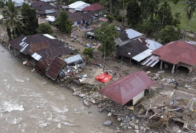 Не менее 34 человек погибли в результате наводнений в Индонезии
