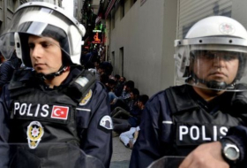 Полиция Турции проводит антитеррористическую операцию в Стамбуле