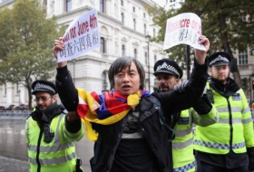 Лондон: начались аресты диссидентов