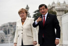 Давутолгу: «Турция и Германия будут вместе работать над проблемой  беженцев»