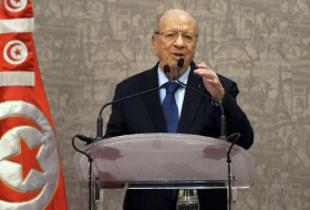 В Тунисе введен режим ЧП и комендантский час после теракта