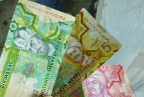 Туркменбаши: манат — самая стабильная валюта СНГ