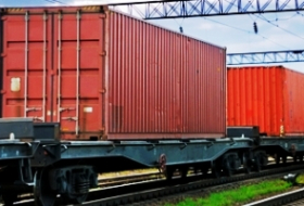 Азербайджан снизит тарифы на железнодорожные грузоперевозки