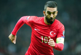 Арда Туран отстранен от сборной Турции