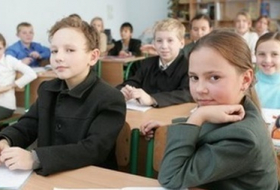В России предложили сжигать еще и школьную форму