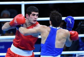 Азербайджанский боксер вышел в ¼ финала чемпионата мира