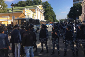 Акция протеста мусульман у посольства Мьянмы в Москве