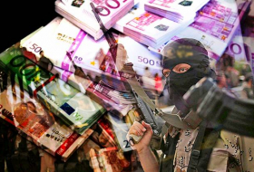 La Stampa: Доходы террористов ИГ сократились в пять раз