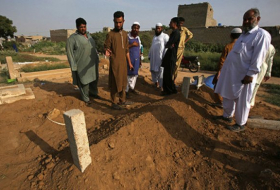 В Пакистане влюбленных подростков родственники убили током