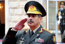 Министр обороны Азербайджана отправился в Таджикистан