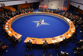 В штаб-квартире НАТО началось заседание Совета Россия