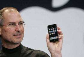 У Apple отсудили права на имя Стива Джобса