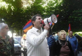 В Армении призывают к свержению правительства
