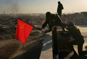 В Ракке подняли флаг СССР