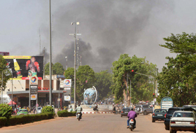 Число жертв терактов в Буркина-Фасо возросло
