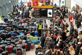 Надпись на сумке вызвала панику в австралийском аэропорту
