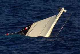В результате крушения лодки в Индонезии погиб один человек