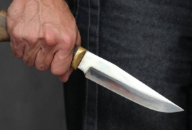 В Баку мужчина нанес своей жене 14 ударов ножом
