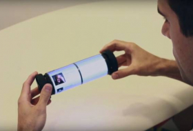 Создан гибкий смартфон в виде свитка - ВИДЕО