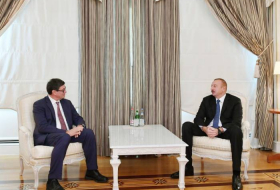 Ильхам Алиев принял делегацию Швейцарии