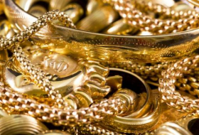Центробанк Азербайджана принял на хранение свыше 400 кг золота из Швейцарии
