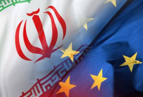 Глава МИД Ирана обсудил с представителями ЕС новые санкции США
