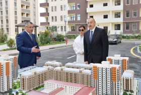 Президент Ильхам Алиев на открытии комплекса жилых зданий для беженцев
 - ФОТО 