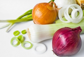 Луковые овощи признаны эффективной защитой от рака
