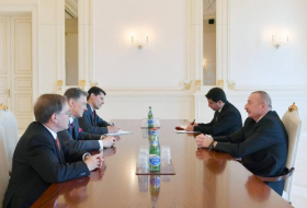 Ильхам Алиев принял советника заместителя госсекретаря США по вопросам Европы и Евразии