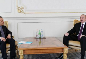 Ильхам Алиев принял генсека Совета сотрудничества тюркоязычных государств