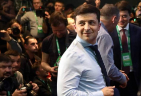 Избирательный штаб Зеленского упрекнул Порошенко в черном пиаре
