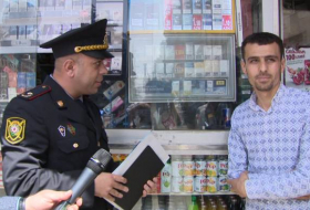 В Баку продолжаются рейды по пресечению продажи сигарет несовершеннолетним 