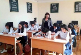 В Азербайджане около 30% старшеклассников учатся в специализированных классах
