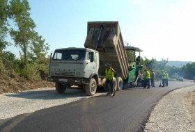 Завершается реконструкция автодороги Джалилабад-Ярдымлы
