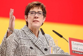 Новым министром обороны Германии стала женщина
