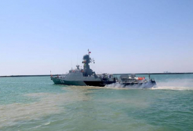 Военные корабли России и Ирана покинули бакинский порт