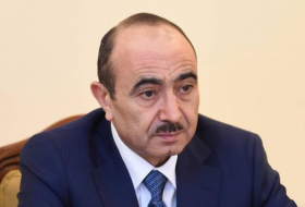 Али Гасанов: Мы расцениваем национальное единство, солидарность как безальтернативную реальность Азербайджана
