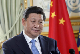 Си Цзиньпин прибыл с первым за 11 лет официальным визитом в Грецию
