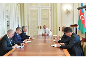 Ильхам Алиев принял новых глав ИВ Ширвана, Зардаба, Сураханского, Ясамальского, Хатаинского районов Баку