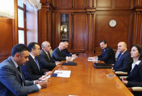 Али Асадов встретился с министром труда и социальной политики Болгарии
