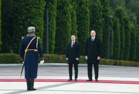 В Баку состоялась церемония официальной встречи президента Украины - ОБНОВЛЕНО-ФОТО