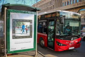 Еще два автобусных маршрута в Баку переходят на безналичную оплату