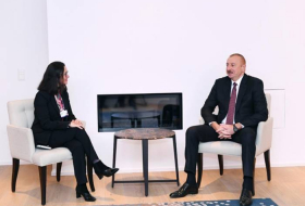 Обсуждены вопросы сотрудничества с компанией Swiss Re для дальнейшего развития страхового рынка в Азербайджане - ФОТО