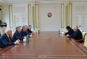 Ильхам Алиев принял делегацию российской Государственной думы