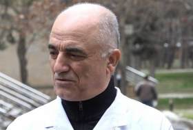Главный инфекционист: В Азербайджане здоровым людям не нужно ходить в масках на улице