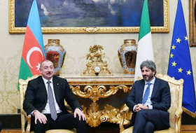 Президент Ильхам Алиев встретился с председателем палаты депутатов Италии