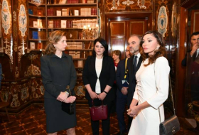 Первый вице-президент Мехрибан Алиева ознакомилась с Квиринальским дворцом в Риме - ФОТО