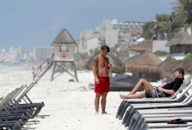 Число иностранных туристов в Мексике сократилось на 41%
