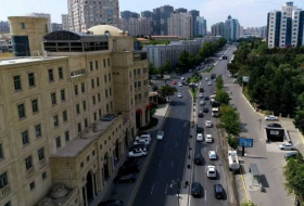 В Баку полностью сняты ограничения движения на Тбилисском проспекте
